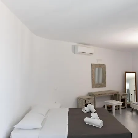 Cavo Apollon Sunset Pool *