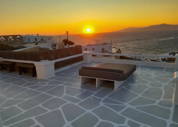 Cavo Apollon Sunset Pool *